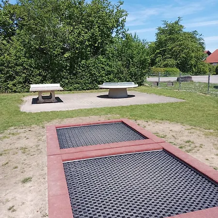 Blaetterdach Feriehus *